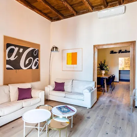 Romac Baullari Ii 4bdr Near Campo De Fiori Апартаменты *