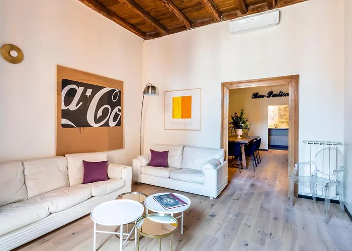 Romac Baullari Ii 4bdr Near Campo De Fiori 아파트 *